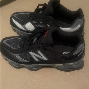 BIG KIDS' NEW BALANCE 9060 CASUAL SHOES size 7